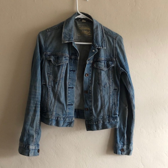 Vintage Levi’s denim jacket - Picture 2 of 6